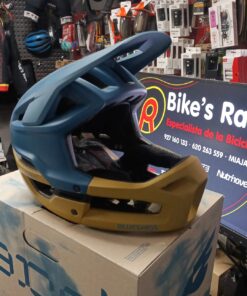 Casco de vanguardia BLUEGRASS Talla S color Blue